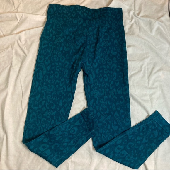 Gymshark Adapt Animal Seamless Leggings Size Small Blue - Picture 3 of 7